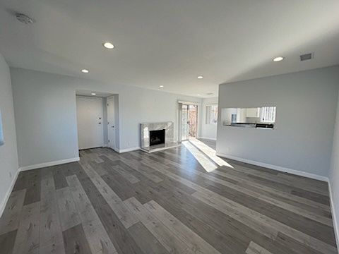 5th image of 10214 McClemont Ave #2