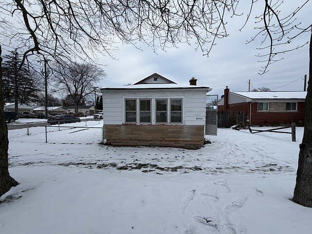 1st image of 33412 Cherry Hill Rd