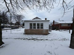 33412 Cherry Hill Rd, Garden City, MI 48135