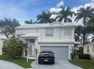 9612 NW 8th Cir, Plantation, FL 33324