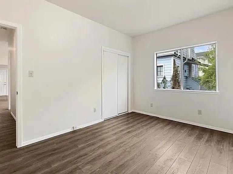 1619 Fairview St — Photo 10