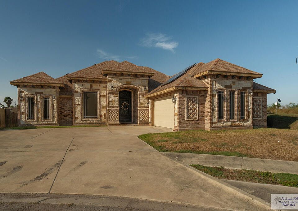 1st image of 153 Alvarez Ct