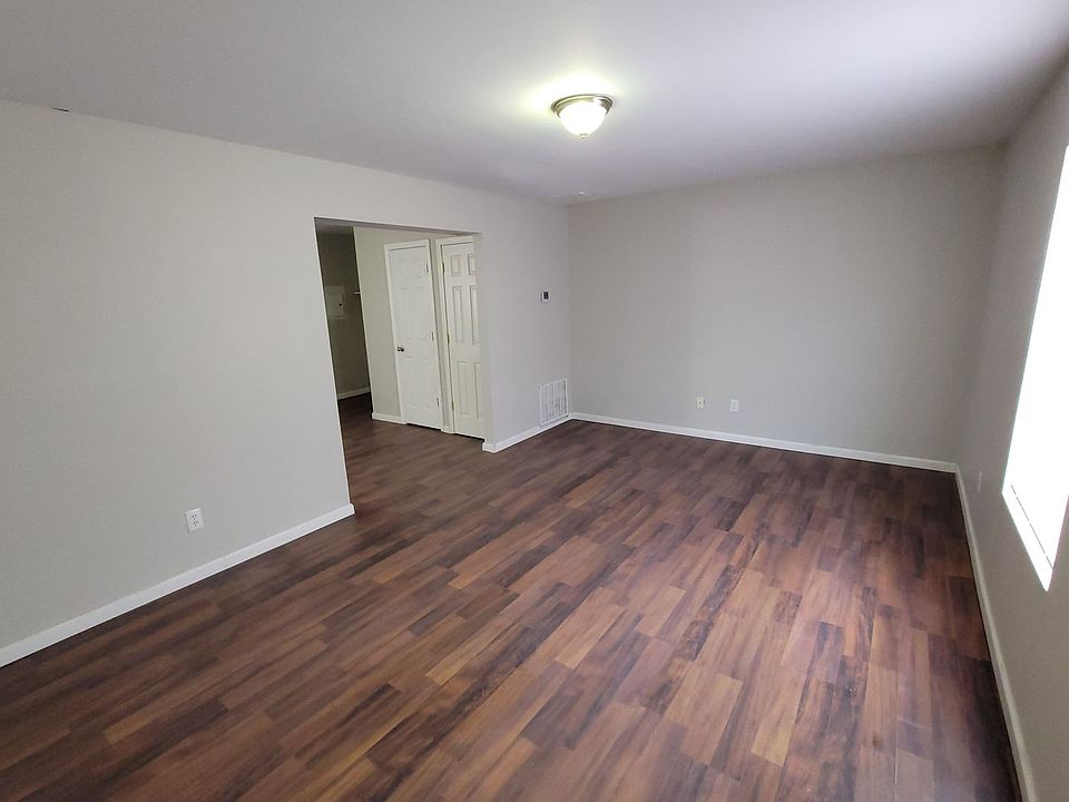 1st image of 745 Wabash St #755