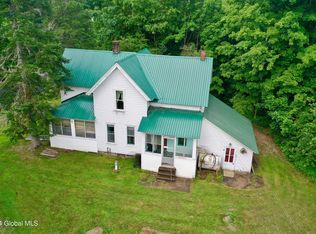 183 Paradise Point Rd, Mayfield, NY 12117