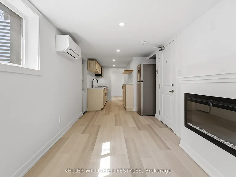 350 Reynolds Rd #2 — Photo 7