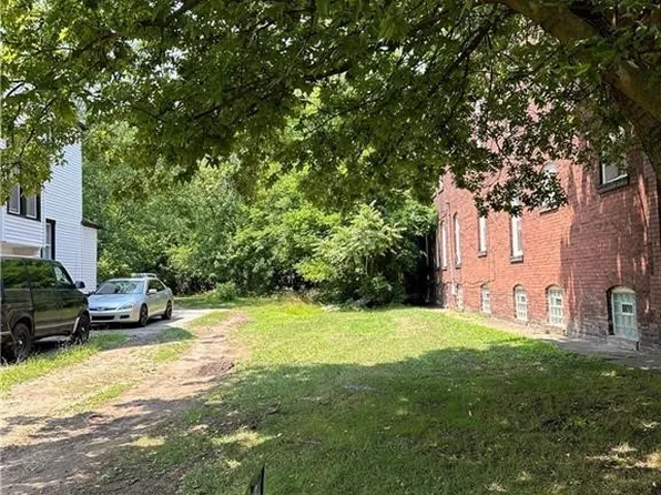 2200 E 100th St, Cleveland, OH 44106