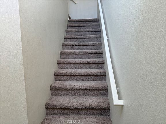 2nd image of 30 Carlsbad Ln