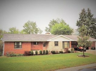 25 Edgewood Dr, Lawrenceburg, IN 47025