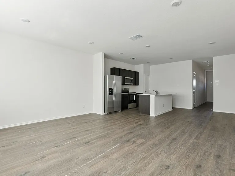 317 Clematis St — Photo 5