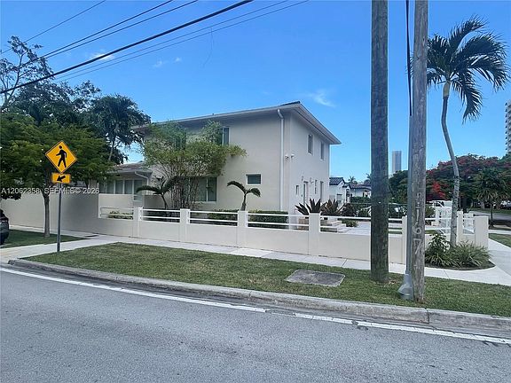 5th image of 383 SW 25th Rd
