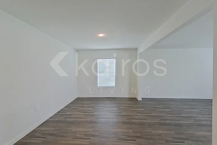 4 bed, 2.0 bath, 1650 sqft, $1,825 — Photo 2