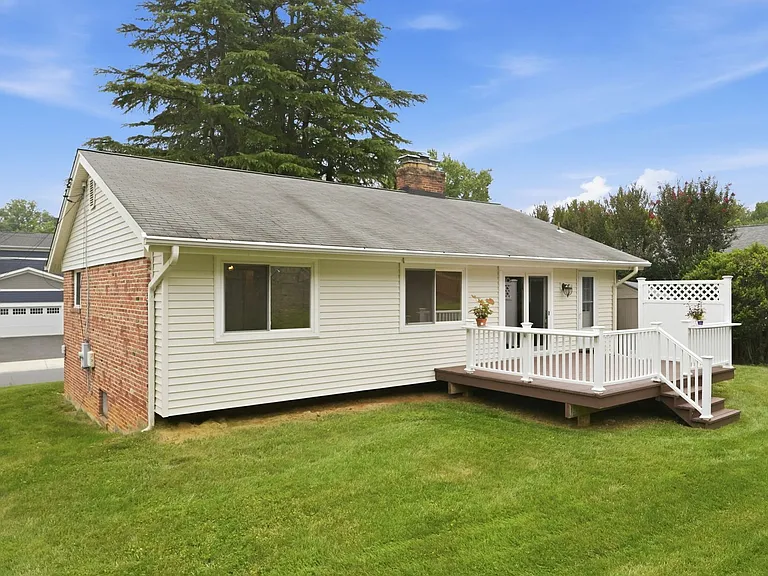 6806 Lemon Rd — Photo 24