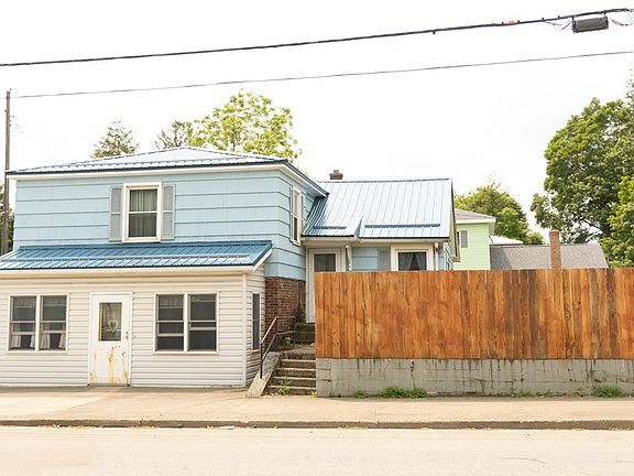 2nd image of 413 N Franklin St