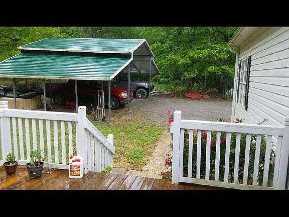 3rd image of 306 Crimson Tide Ln