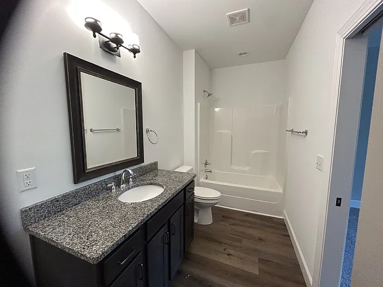 230 Cypress Rdg — Photo 8
