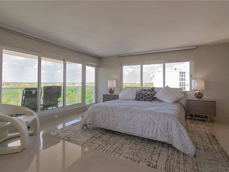 1151 N Fort Lauderdale Beach Blvd #6C — Photo 4