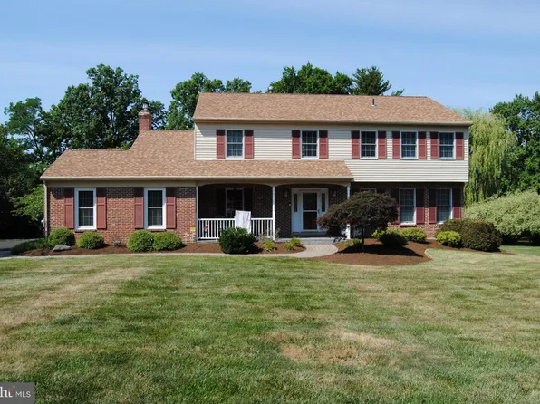 204 Stefan Pl, North Wales, PA 19454