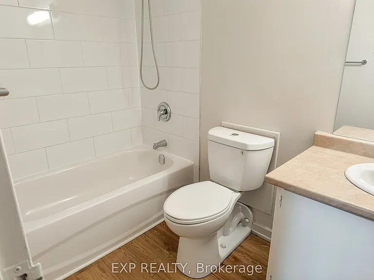 981 Gulf Pl #503 — Photo 4