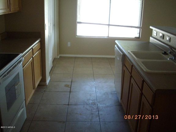 3rd image of 3826 W Dunbar Dr