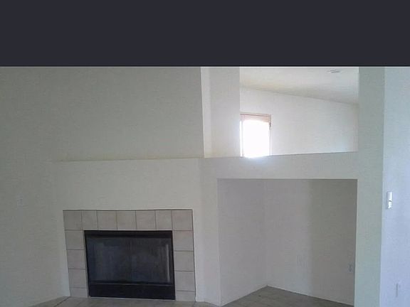 5th image of 15054 Sorrel Rd