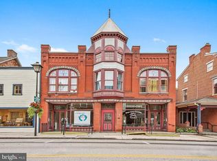 50 York St APT 4, Gettysburg, PA 17325