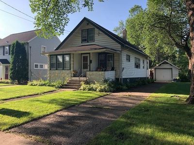 1529 5th Ave S, Fargo, ND, 58103