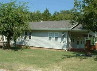 528 S Broadway Ext, Tecumseh, OK 74873