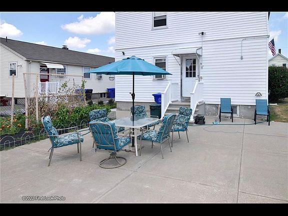 4th image of 99 Woodward Ave #1