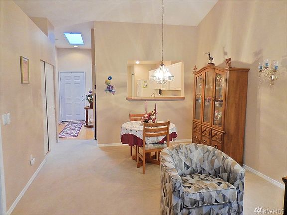 3rd image of 1513 60th St SE Unit B