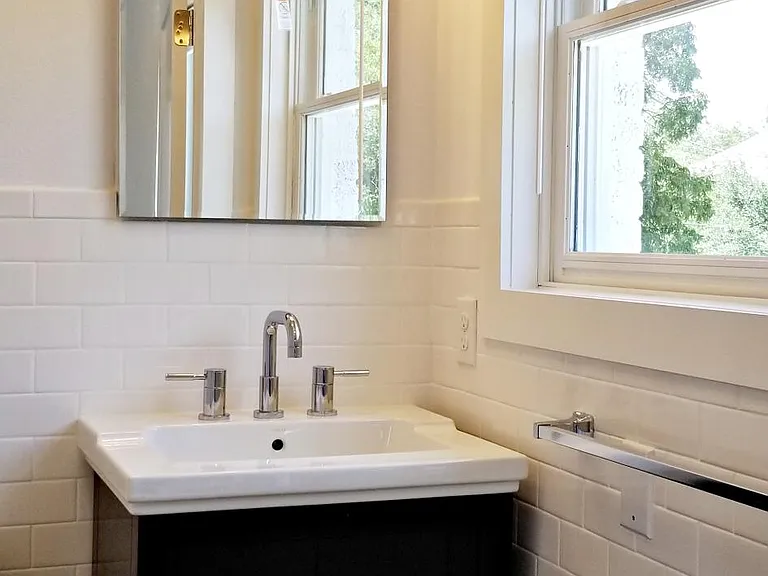 4310 Junius St — Photo 5