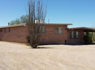 1872 W Astolat Rd, Tucson, AZ 85713