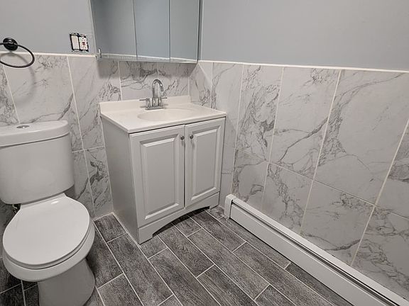 5th image of 46 Warren St #1A