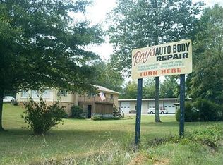 261 Springdale Dr, Forest City, NC 28043