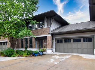 1369 Slate Ct, Cleveland Heights, OH 44118