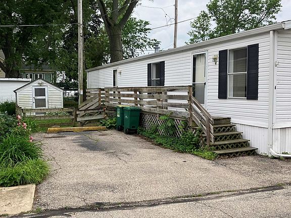 3rd image of 2120 S Riverside Dr #4