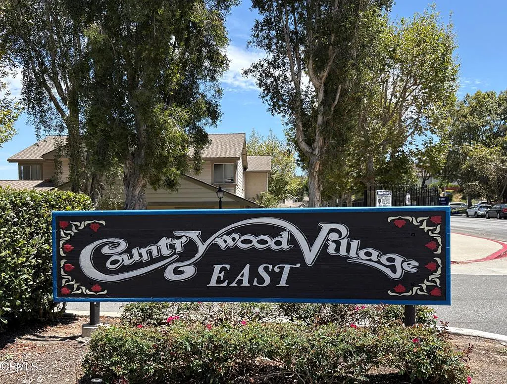 3 bed, 2.0 bath, 1084 sqft, $3,000 — Photo 3