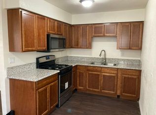 5943 Limonite Ave APT C, Riverside, CA 92509