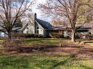 2490 Eagle Dr NE, Conover, NC 28613