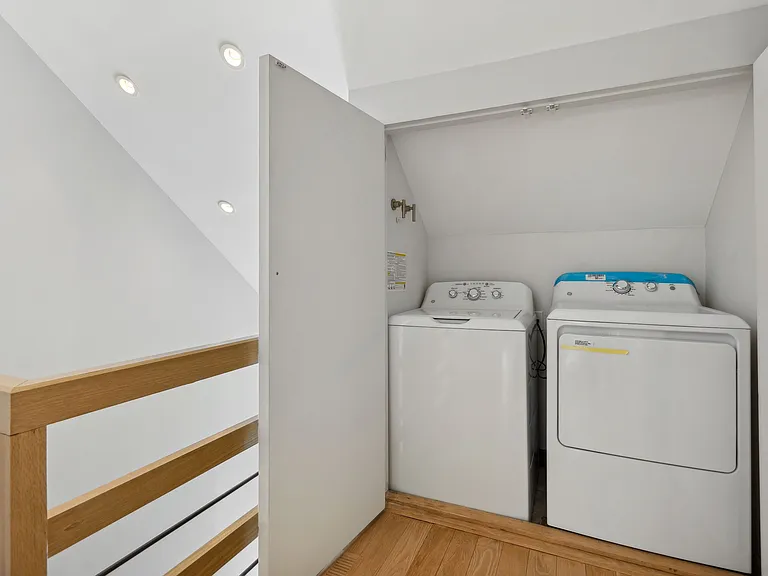 10 Leland Ln #37 — Photo 17