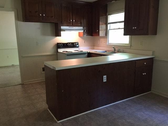 2nd image of 2506 Crosstimbers Ter
