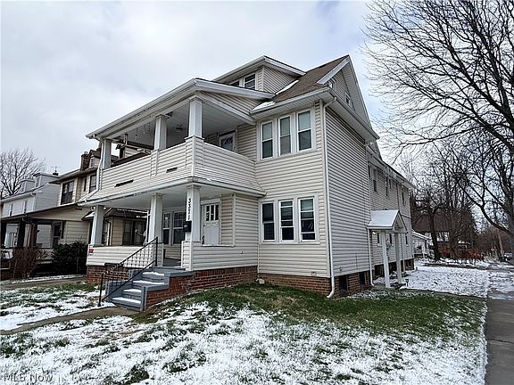 2nd image of 3371 Beechwood Ave