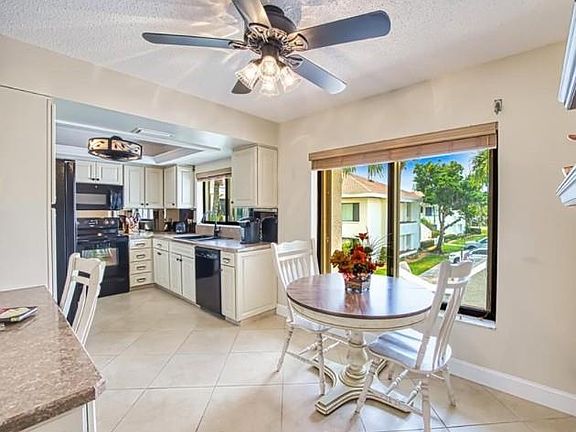 3rd image of 1784 Augusta DR #202