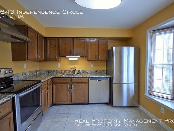 2nd image of 5643 Independence Cir