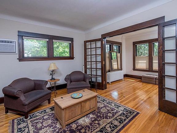 4th image of 1583 Laurel Ave APT 2