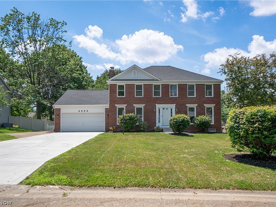 1st image of 2888 Saint Albans Cir NW