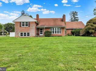 3225 Eisenbrown Rd, Reading, PA 19605