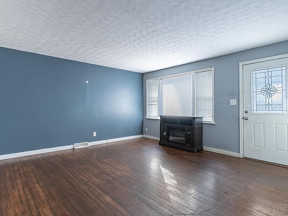 4th image of 4912 Ronald Dr