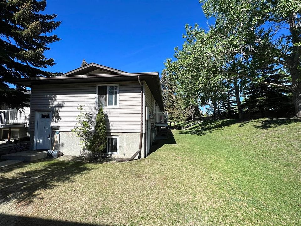 5601 W Dalton Dr NW Calgary, AB, T3A2E2 - Apartments for Rent | Zillow