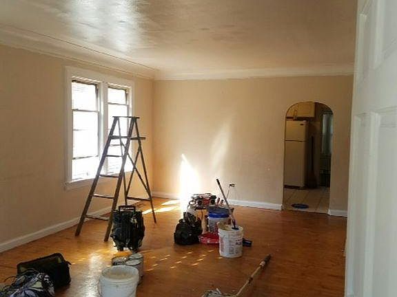4th image of 2431 Washington Ave