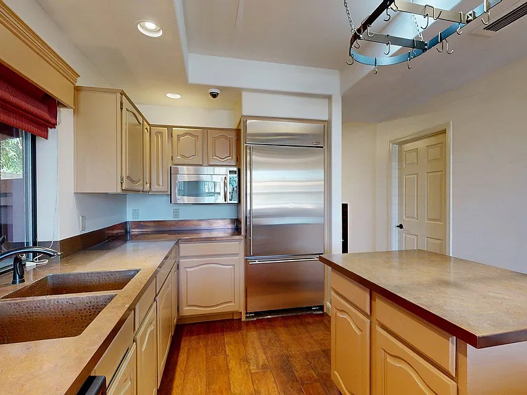 8100 E Camelback Rd #39 — Photo 10